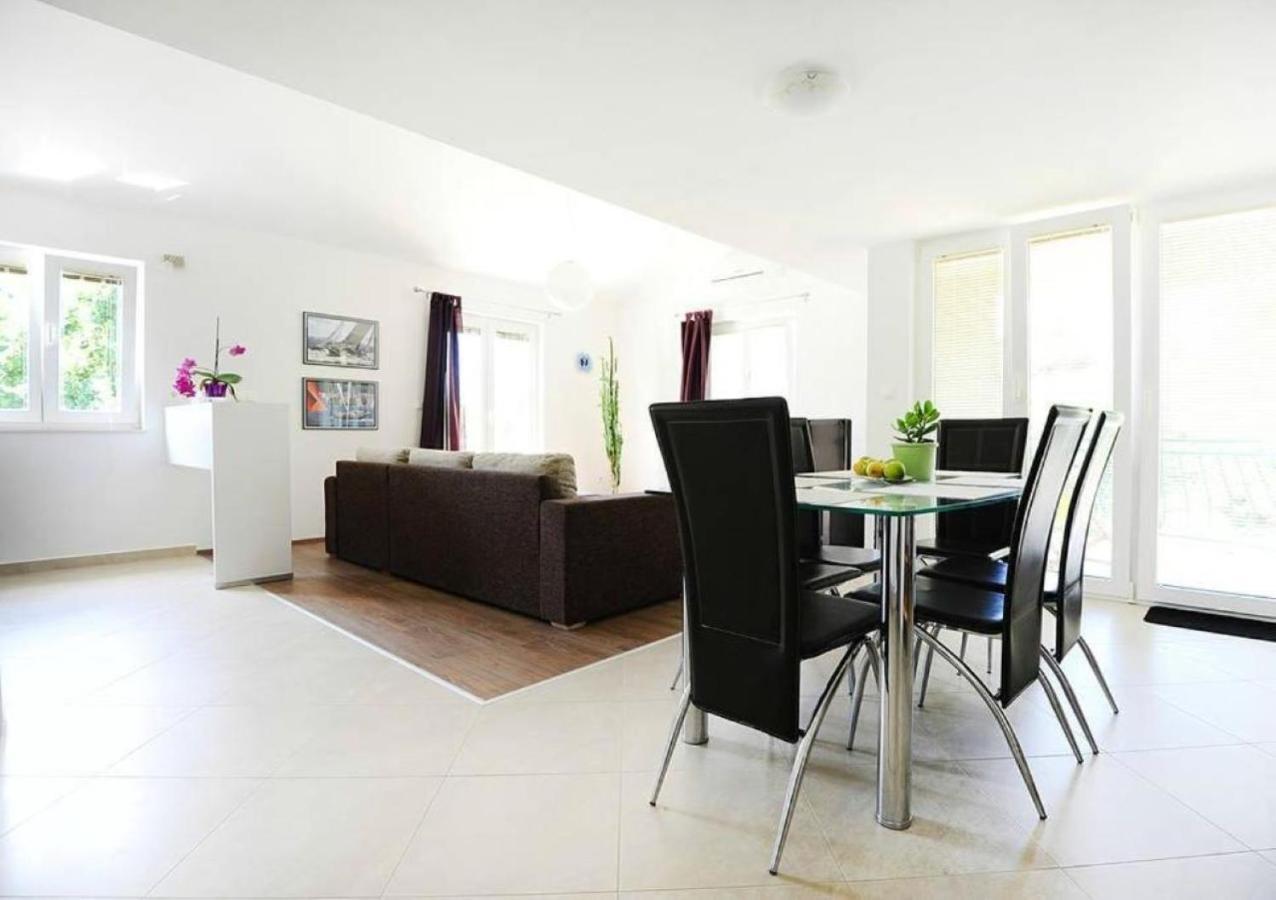 Apartments Skocic Vodice Kültér fotó