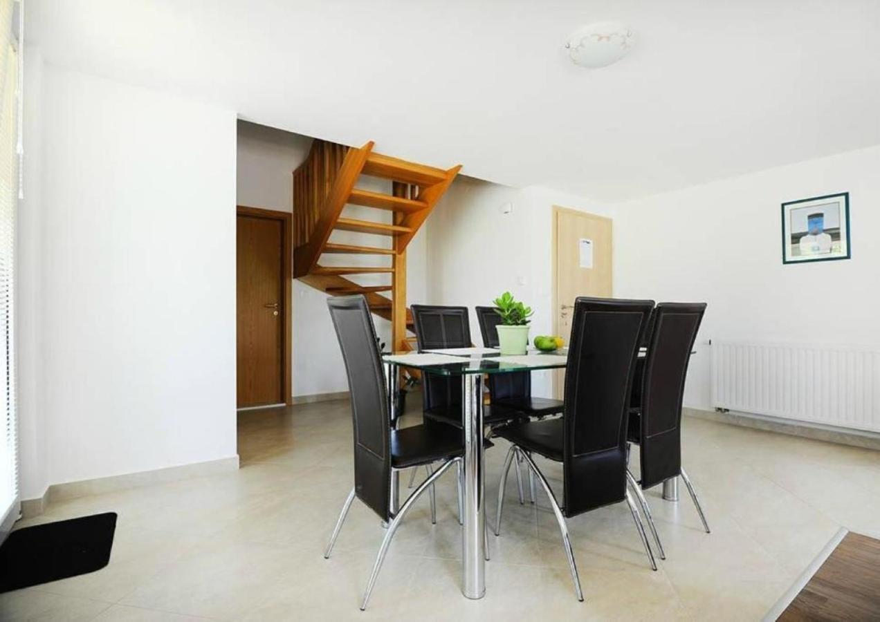 Apartments Skocic Vodice Kültér fotó